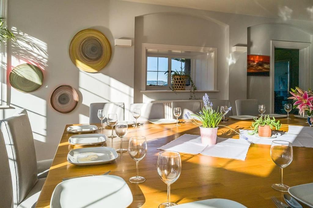 The Beach House-Devon- On The Beach- Sleeps 20 Villa เอกซ์มัธ ภายนอก รูปภาพ