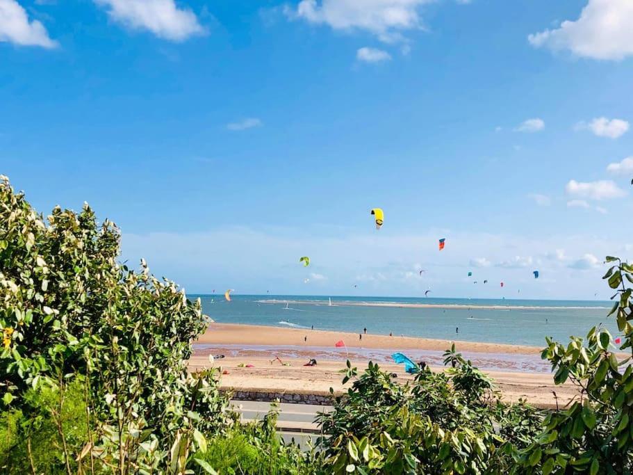 The Beach House-Devon- On The Beach- Sleeps 20 Villa เอกซ์มัธ ภายนอก รูปภาพ